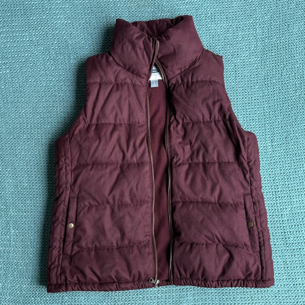 Old Navy Burgundy Puffer Vest